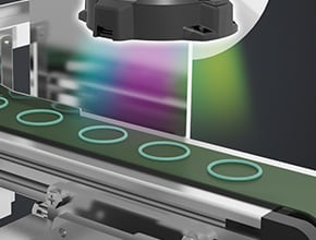 Prüfung auf Farbunterschiede bei O-Ringen