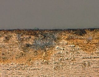 Plattierter Stecker (1500x) 